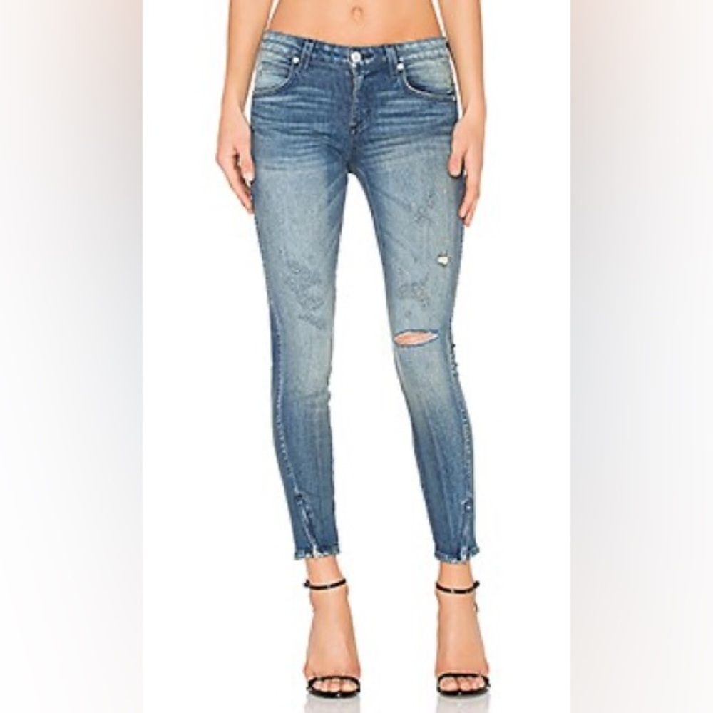 Amo Twist Zip in Dive Bar Destroy from Anthropologie